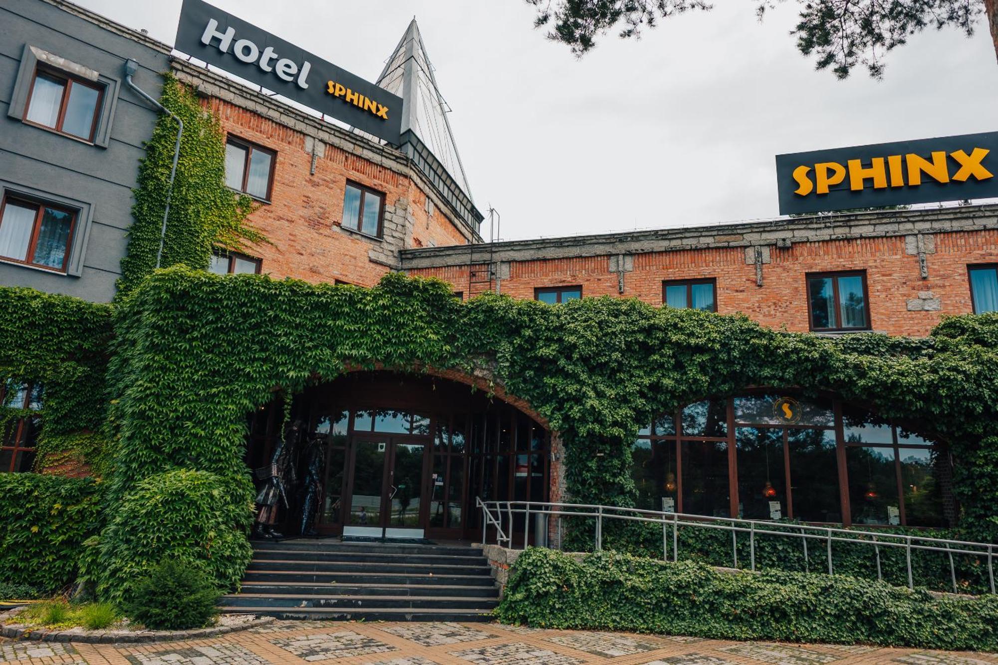 Sphinx Hotell 3*